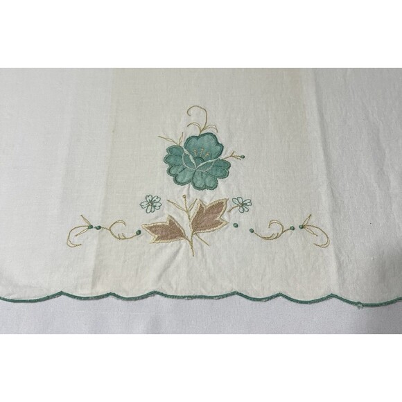 Set Of 3 vintage napkins table linen floral scalloped edge spring Farmhouse LN - Picture 9 of 14